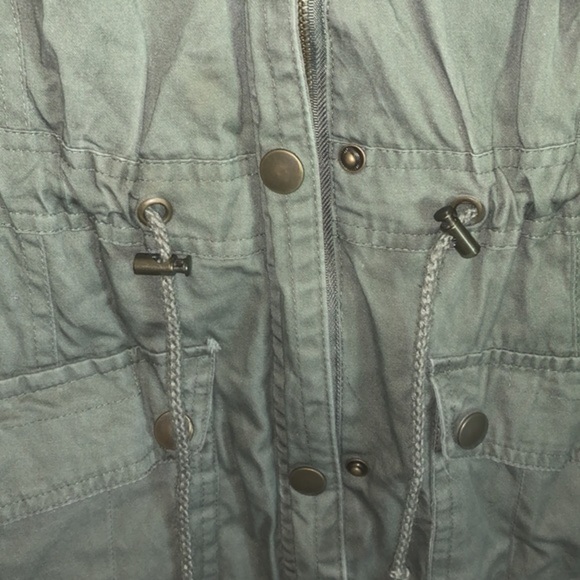 Olive Hooded Anorak Vest Sleeveless Sherpa Lined Womens Size Medium - Picture 3 of 9